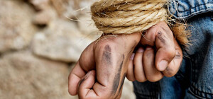 Працювали за їжу: на Дніпропетровщині людей вербували в трудове рабство