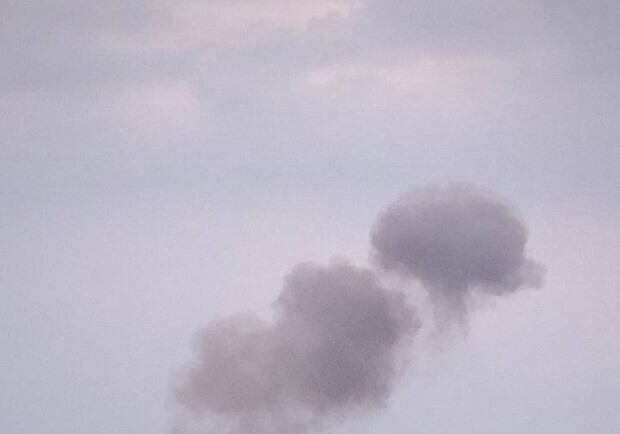 СБУ расследует факт попадания в сеть видео момента ракетного удара по Днепру - фото