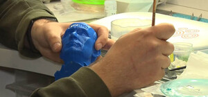 Зубной техник из Днепра продает пустые 