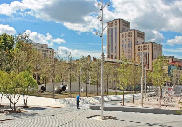 Що зараз з реконструкцією Успенської площі у Дніпрі - 