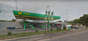 На одеській заправці стався скандал: авто заправляли сумішшю бензину та дизеля