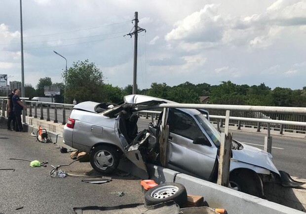 Смертельна ДТП на Дніпропетровщині: водій втік з місця аварії - 