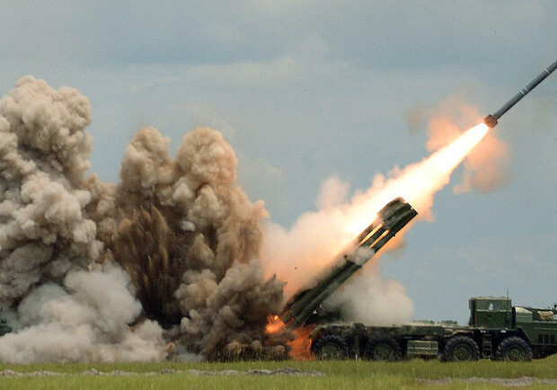 Окупанти випустили 3 ракети на Дніпропетровщині: що відомо -