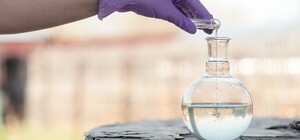 Использовать только кипяченую воду: в харьковских родниках обнаружены микробы 