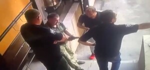 Чиновник Генштабу вчинив стрілянину у спальному районі Києва