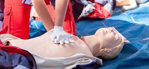 У пунктов выдачи гуманитарки: харьковчан будут учить мерам безопасности при артобстрелах