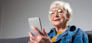 У Львові пенсіонерів навчатимуть користуватись електронними сервісами