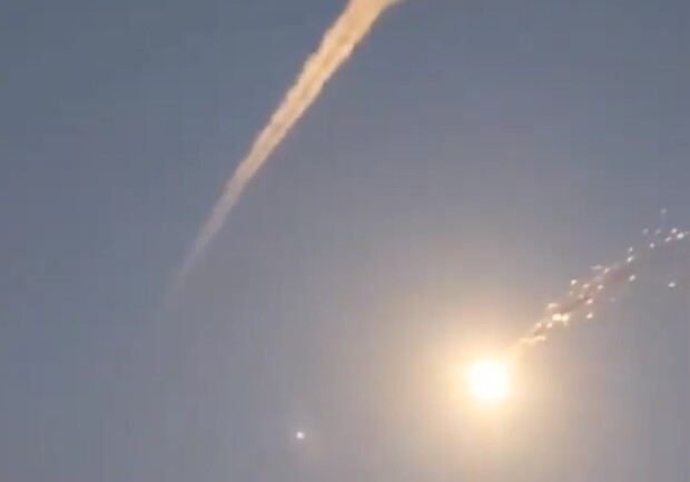 Воздушные силы ВСУ показали, как сбивали ракеты над Днепропетровщиной - 