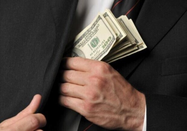 У Дніпрі судитимуть ректора, який присвоїв майже мільйон гривень