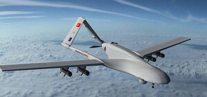 Львівські майстрині почали створювати вишиванки з безпілотниками Bayraktar