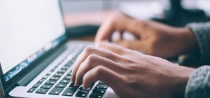 Больше 50 тысяч IT-специалистов уже выехали из Украины за границу