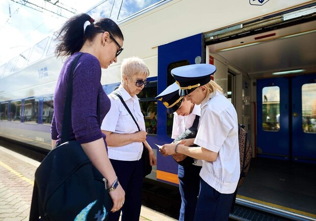Графік і ціни: "Укрзалізниця" призначила додаткові рейси поїзда Запоріжжя – Київ - 