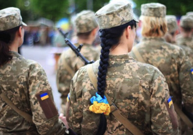 Нардеп объяснил, будет ли наказание для женщин, которые не станут на воинский учет 