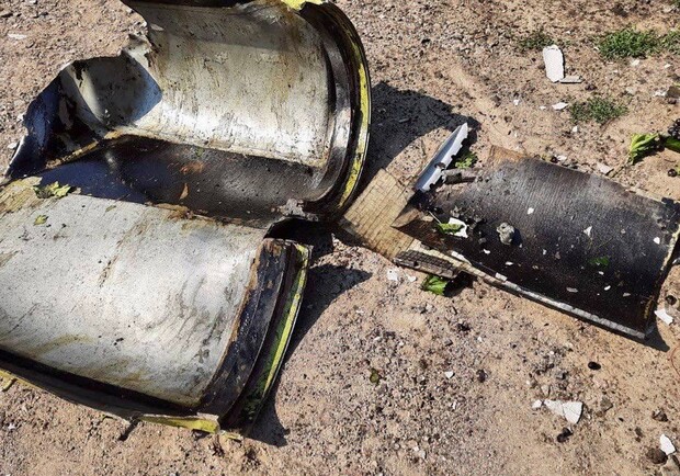 Уламки збитої ракети над Дніпропетровщиною пошкодили будинки 