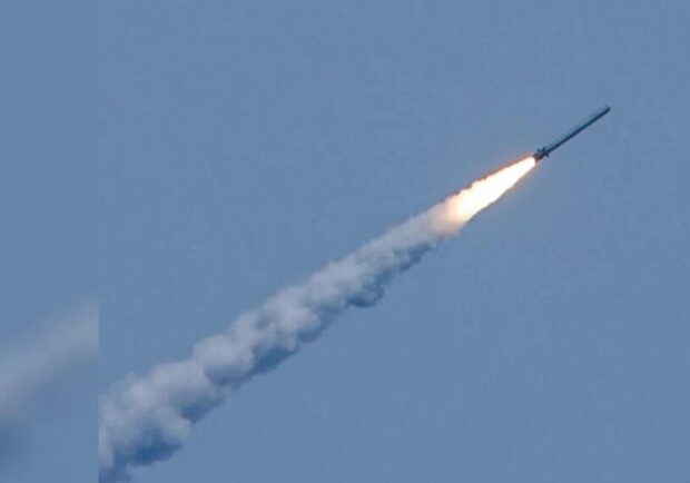 Українські військові збили 7 крилатих ракет, які летіли на Дніпро - 