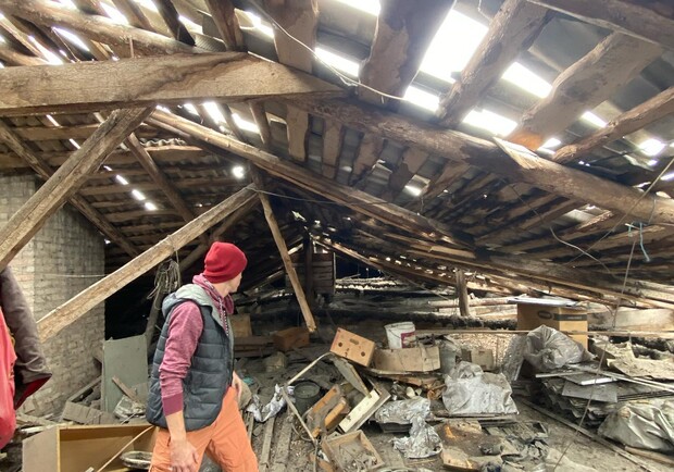 Житель Дніпра показав, що сталося з його квартирою після ракетного удару - 