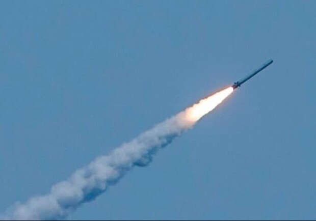 Над Дніпропетровщиною збили три крилаті ракети і БПЛА - 