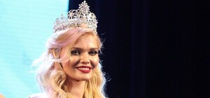 Скандал: що буде з короною та титулом 