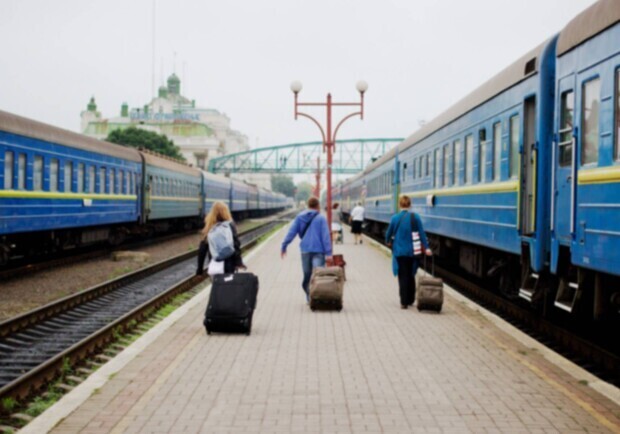На Днепропетровщине и в Запорожье изменили график движения пригородных поездов 