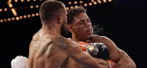 Боксер із Одеської області Василь Ломаченко здобув нову перемогу на рингу