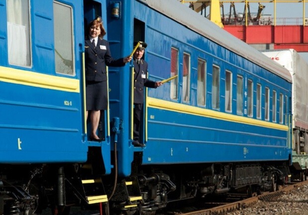 График и цены: "Укрзализныця" запустила новый поезд через Днепр в Одессу - 