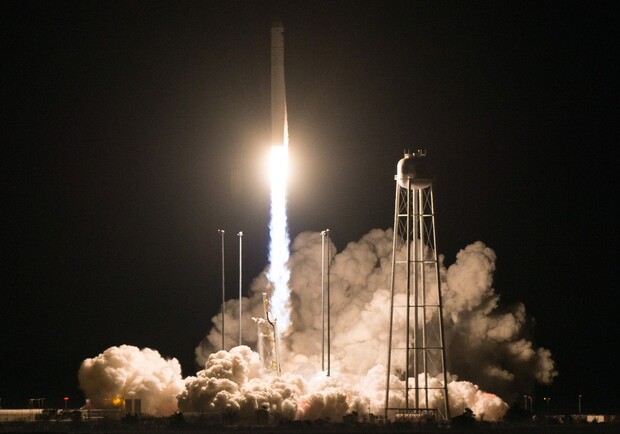 В США запустили ракету-носитель "Антарес" с конструкцией, созданной в Днепре 