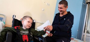 Три родини з Дніпропетровщини отримали препарат за 100 тисяч доларів