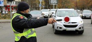 В Одессе не работают светофоры: на дорогу вышли регулировщики