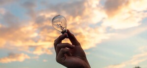 Как в Днепре будут отключать свет 28 декабря: график