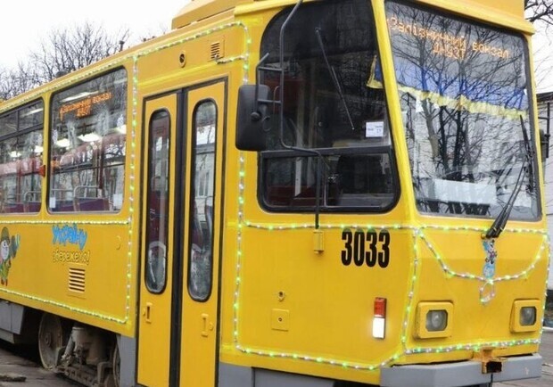 Як у Дніпрі працює громадський транспорт 5 січня 