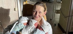 Киевлянка родила тройню в новогоднюю ночь во время атаки дронов: ее история