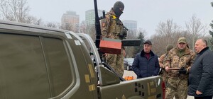 Аграрии Одесской области передали подразделениям ПВО тепловизоры и пикап