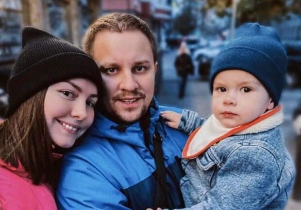 У Дніпрі через ракетний удар по багатоповерхівці загинула сім'я із Запорізької області 