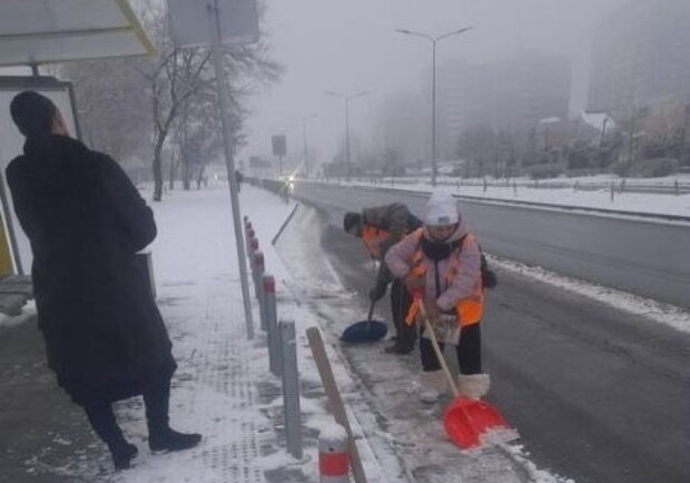 В Днепре выпал снег: какая ситуация на дорогах - фото: dniprorada.gov.ua
