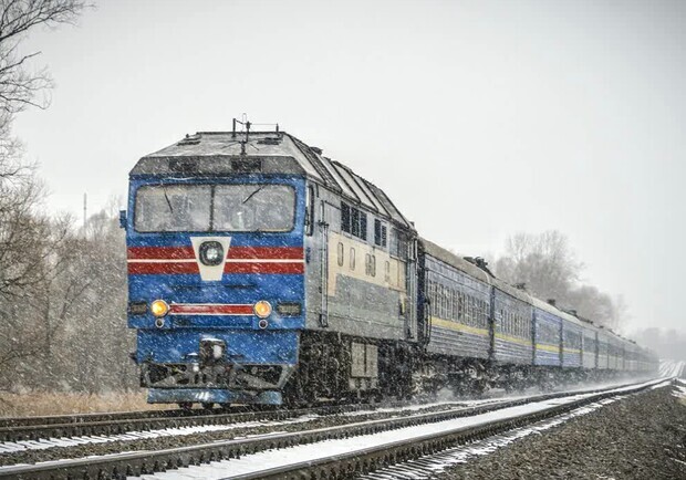Через Днепропетровщину и Запорожье назначили новые пригородные поезда 