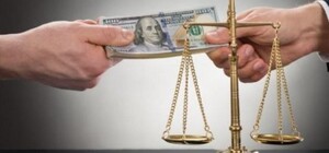 В Одесі адвокат хотіла підкупити суддю: що їй загрожує