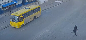 В Киеве пассажир напал с ножом на маршрутчика и украл его выручку