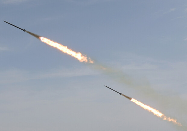Оккупанты массово атаковали Днепропетровскую область ракетами: сколько удалось сбить - 