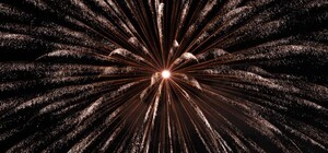 На поселке Котовского в Одессе запустили салют (обновлено)