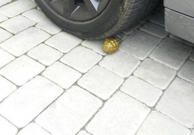 У Дніпрі під колесами авто знайшли гранату: що відомо - 