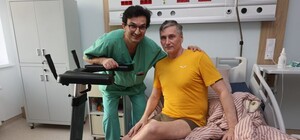 У Львові вперше в Україні пацієнтові вживили протез у кістку