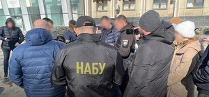 Хабар чиновника Одеської ОВА: розслідування закінчили