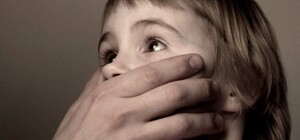 В Днепре вынесли приговор мужчине, который лишил свободы двоих детей