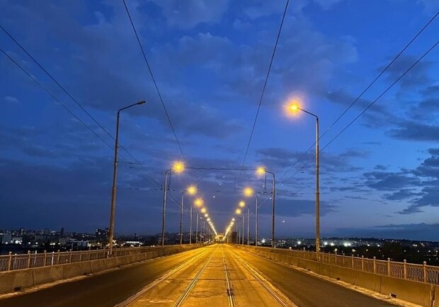 У Дніпрі завершили ремонтні роботи на Амурському мосту - 