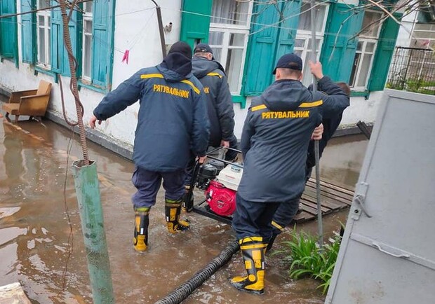 Скільки будинків у Дніпрі залишаються затопленими - 