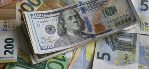 Курс валют в Україні 9 травня 2023 року: скільки коштує долар і євро