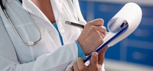 Українці скаржаться на вигадані візити до лікарів через систему Helsi: що коїться