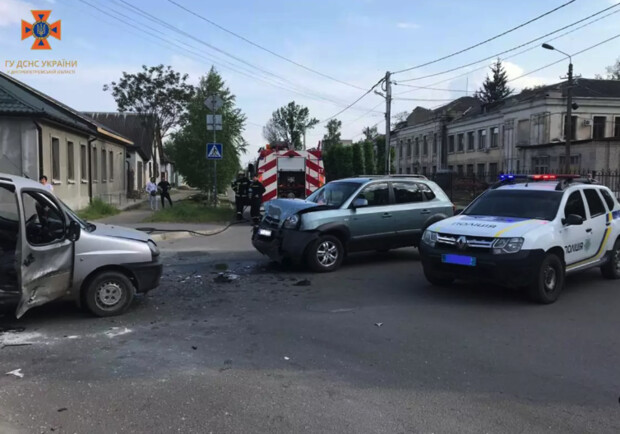 В Днепропетровской области произошло серьезное ДТП: среди пострадавших дети 