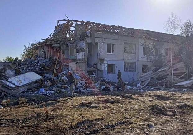 Ракетный удар по пригороду Днепра: в каком состоянии находятся пострадавшие - 