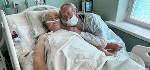 У лікарні Мечникова врятували жінку, яка отримала важке поранення на Донеччині